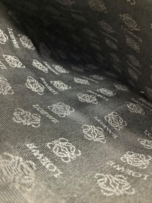 LOEWE（ロエベ）LOEWE (ロエベ) ハンドバッグ ワインレッドの古着・服飾アイテム