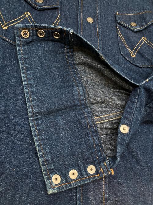 Wrangler（ラングラー）Wrangler (ラングラー) デニムウエスタンシャツ　復刻白タグ ネイビー サイズ:15-16の古着・服飾アイテム