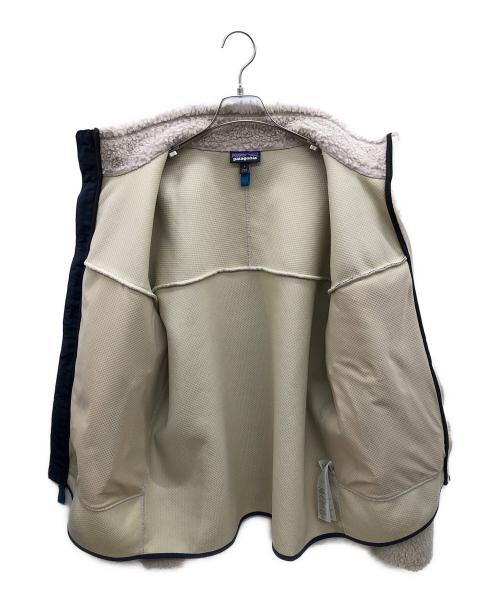 Patagonia（パタゴニア）Patagonia (パタゴニア) クラシック・レトロＸ・ジャケット　SP22 アイボリー×ネイビー サイズ:Lの古着・服飾アイテム