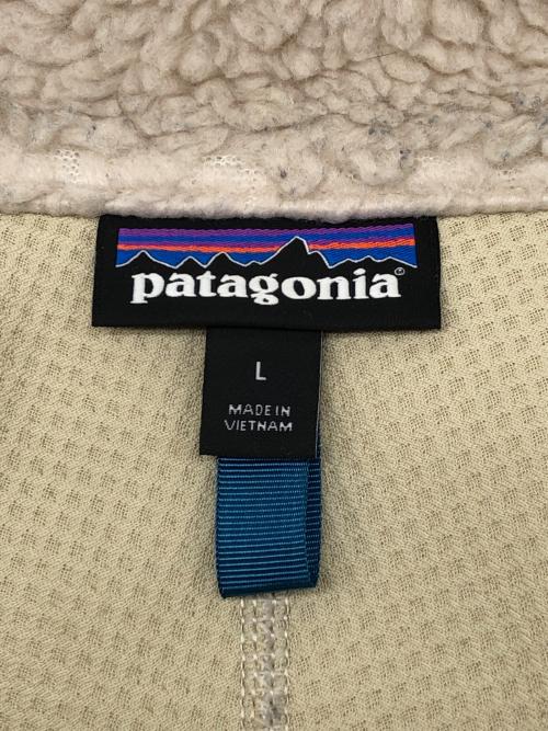 Patagonia（パタゴニア）Patagonia (パタゴニア) クラシック・レトロＸ・ジャケット　SP22 アイボリー×ネイビー サイズ:Lの古着・服飾アイテム
