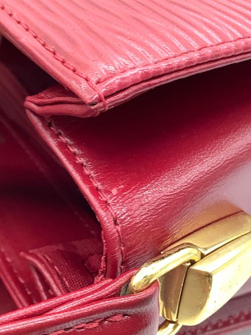 VALENTINO GARAVANI（ヴァレンティノ・ガラヴァーニ）VALENTINO GARAVANI (ヴァレンティノ・ガラヴァーニ) 2WAYバッグ レッドの古着・服飾アイテム