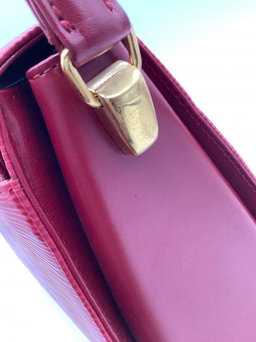 VALENTINO GARAVANI（ヴァレンティノ・ガラヴァーニ）VALENTINO GARAVANI (ヴァレンティノ・ガラヴァーニ) 2WAYバッグ レッドの古着・服飾アイテム