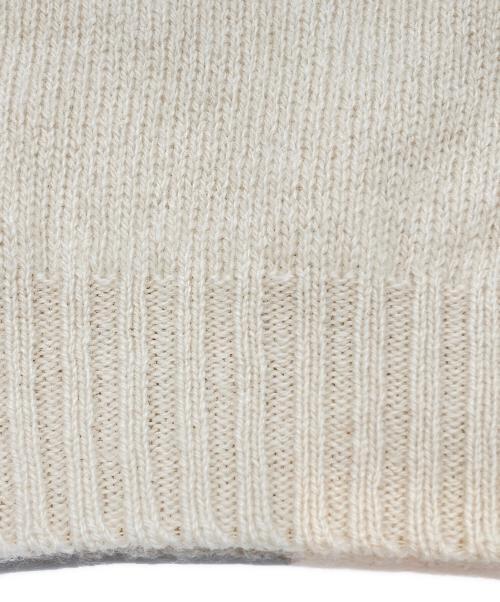 Harley（ハーレー）Harley (ハーレー) 厚手ニット アイボリー サイズ:40 未使用品の古着・服飾アイテム