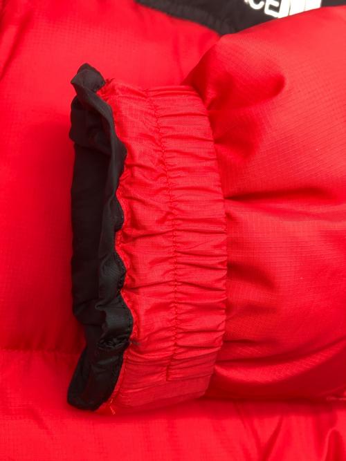 THE NORTH FACE（ザ ノース フェイス）THE NORTH FACE (ザ ノース フェイス) ダウンジャケット ヌプシジャケット レッド×ブラック サイズ:Lの古着・服飾アイテム