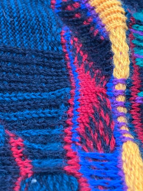 Emaroo（エマルー）Emaroo (エマルー) 90s 3Dニット　古着 マルチカラー サイズ:Ｍの古着・服飾アイテム