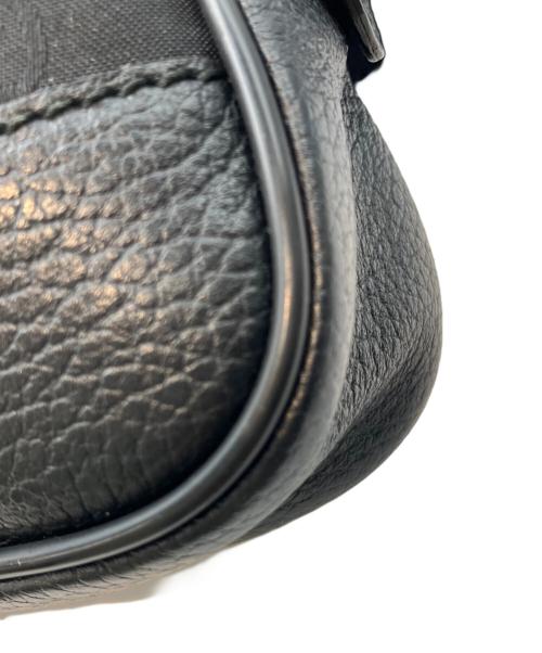 GUCCI（グッチ）GUCCI (グッチ) GG　ウエストバッグ ブラックの古着・服飾アイテム