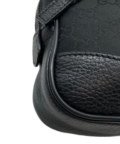 GUCCI（グッチ）GUCCI (グッチ) GG　ウエストバッグ ブラックの古着・服飾アイテム