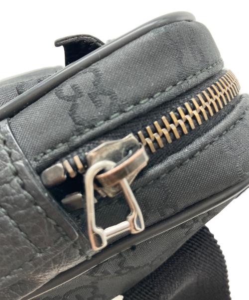 GUCCI（グッチ）GUCCI (グッチ) GG　ウエストバッグ ブラックの古着・服飾アイテム