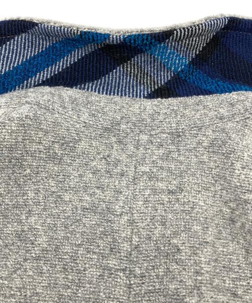 BLUE LABEL CRESTBRIDGE（ブルーレーベルクレストブリッジ）BLUE LABEL CRESTBRIDGE (ブルーレーベルクレストブリッジ) チェスターコート グレー サイズ:38の古着・服飾アイテム