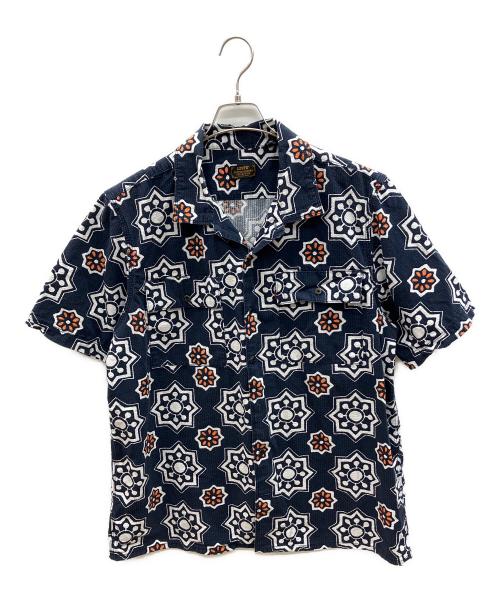 LEVI'S（リーバイス）LEVI'S (リーバイス) 半袖シャツ　花柄 ネイビー×ホワイト サイズ:Lの古着・服飾アイテム