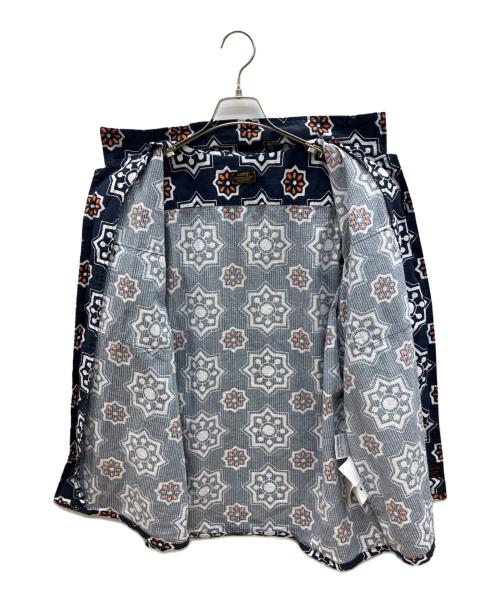 LEVI'S（リーバイス）LEVI'S (リーバイス) 半袖シャツ　花柄 ネイビー×ホワイト サイズ:Lの古着・服飾アイテム