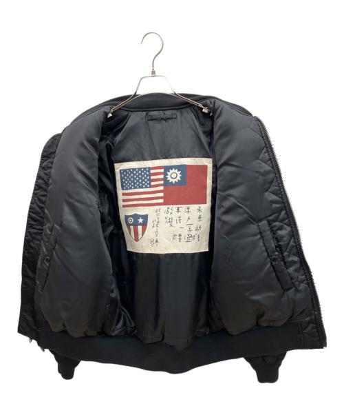 AVIREX（アヴィレックス）AVIREX (アヴィレックス) フライトジャケット　50th ANNIVERSARY ブラック サイズ:XLの古着・服飾アイテム