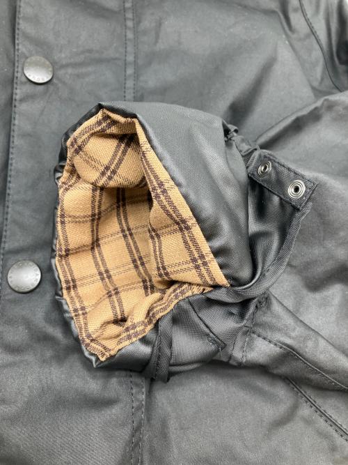 Barbour（バブアー）Barbour (バブアー) オイルドジャケット　TRANSPORT ROKU JACKET ブラック サイズ:40 未使用品の古着・服飾アイテム
