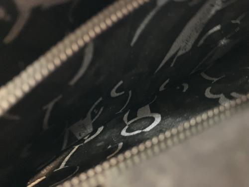 Salvatore Ferragamo（サルヴァトーレ フェラガモ）Salvatore Ferragamo (サルヴァトーレ フェラガモ) ショルダーバッグ ブラックの古着・服飾アイテム