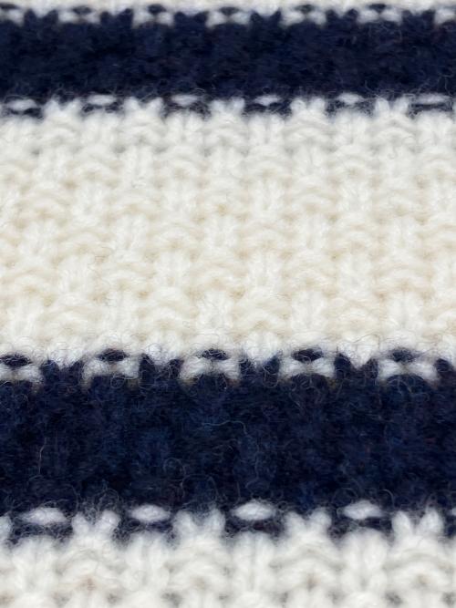 MACKINTOSH（マッキントッシュ）MACKINTOSH (マッキントッシュ) 厚手ニット ホワイト×ネイビー サイズ:L 未使用品の古着・服飾アイテム