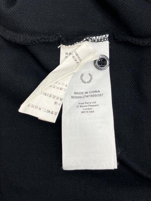 FRED PERRY（フレッドペリー）FRED PERRY (フレッドペリー) ポロシャツ ブラック サイズ:Ｍの古着・服飾アイテム