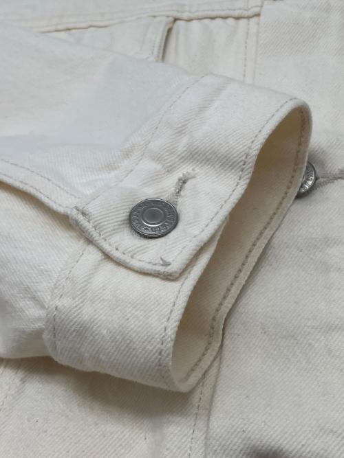 LEVI'S（リーバイス）LEVI'S (リーバイス) トラッカージャケット ホワイト サイズ:XLの古着・服飾アイテム