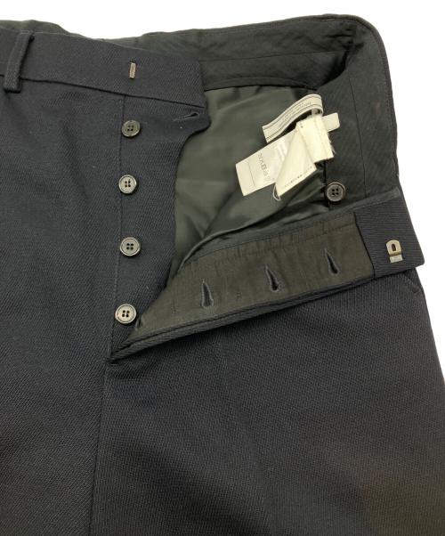 AMI Alexandre Mattiussi（アミアレクサンドルマテュッシ）AMI Alexandre Mattiussi (アミアレクサンドルマテュッシ) テーパードパンツ ネイビー サイズ:38の古着・服飾アイテム