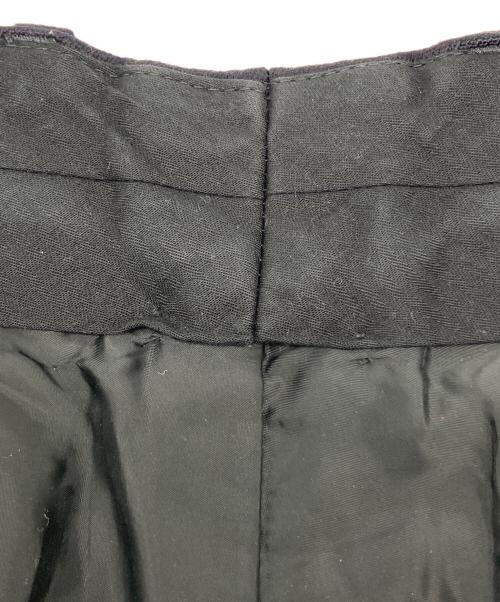 AMI Alexandre Mattiussi（アミアレクサンドルマテュッシ）AMI Alexandre Mattiussi (アミアレクサンドルマテュッシ) テーパードパンツ ネイビー サイズ:38の古着・服飾アイテム