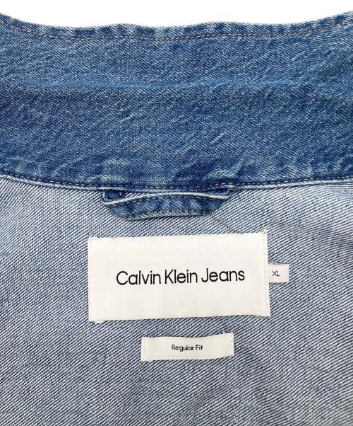Calvin Klein Jeans（カルバンクラインジーンズ）Calvin Klein Jeans (カルバンクラインジーンズ) デニムジャケット インディゴ サイズ:XLの古着・服飾アイテム