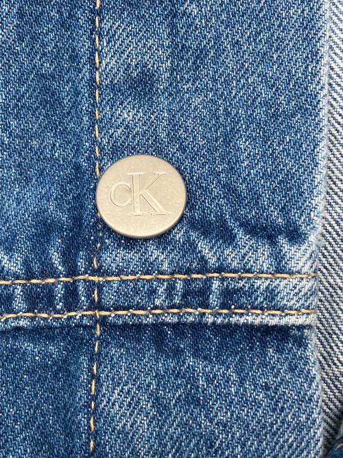 Calvin Klein Jeans（カルバンクラインジーンズ）Calvin Klein Jeans (カルバンクラインジーンズ) デニムジャケット インディゴ サイズ:XLの古着・服飾アイテム