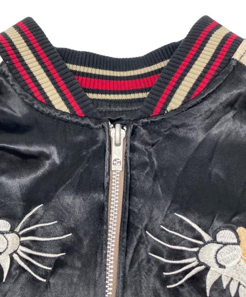 花旅楽団（ハナタビガクダン）花旅楽団 (ハナタビガクダン) リバーシブルスカジャン 虎 ブラック×グレージュ サイズ:XLの古着・服飾アイテム