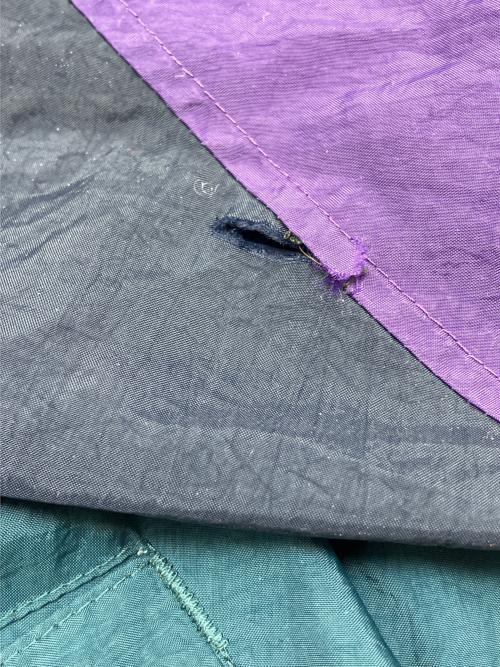 LAND'S END（ランズエンド）LAND'S END (ランズエンド) 90sナイロンジャケット　古着 ネイビー×グリーン×パープル サイズ:Ｍの古着・服飾アイテム