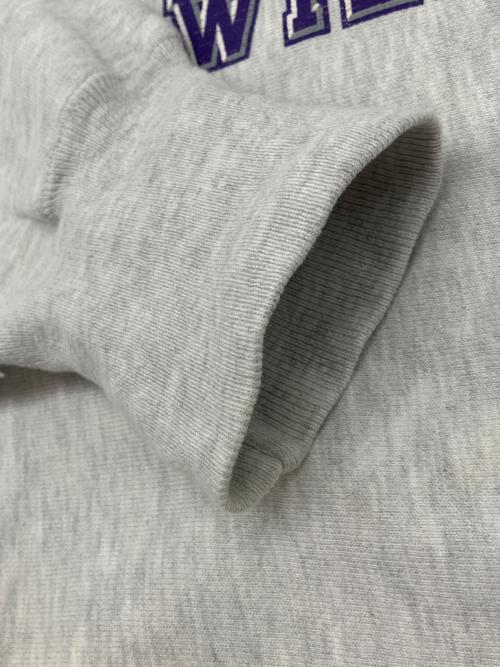 Champion REVERSE WEAVE（チャンピオン リバース ウィーブ）Champion REVERSE WEAVE (チャンピオン リバース ウィーブ) 00sカレッジスウェット　古着 ライトグレー サイズ:Ｍの古着・服飾アイテム