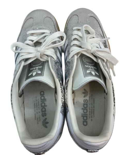 adidas（アディダス）adidas (アディダス) SAMBA OG シルバー サイズ:25cmの古着・服飾アイテム