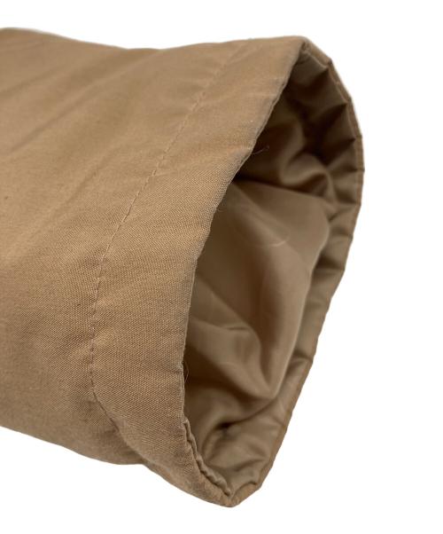 FJALLRAVEN（フェールラーベン）FJALLRAVEN (フェールラーベン) ダウンジャケット ブラウン サイズ:LLの古着・服飾アイテム