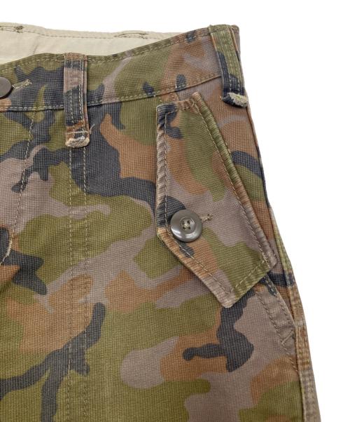 LEVI'S（リーバイス）LEVI'S (リーバイス) 00sカモフラカーゴパンツ　2008年9月製 カーキ×ブラック サイズ:W30の古着・服飾アイテム