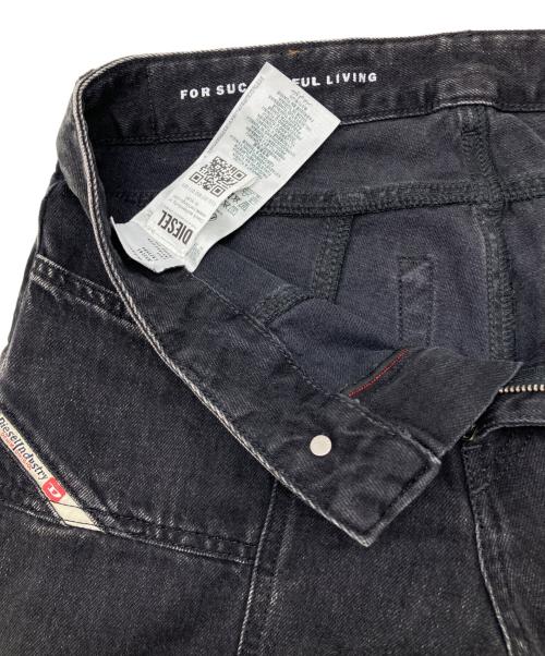 DIESEL（ディーゼル）DIESEL (ディーゼル) Bootcut And Flare Jeans　	24SS ブラック サイズ:W27×L28の古着・服飾アイテム