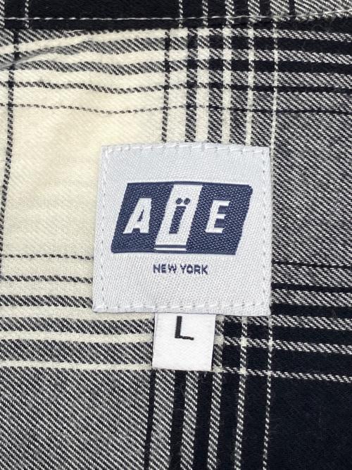 AiE（エーアイイー）AiE (エーアイイー) 長袖シャツ ホワイト×ブラック サイズ:Lの古着・服飾アイテム
