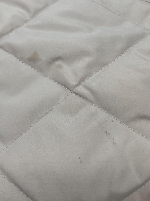 U.A. GreenLabelRelaxing（ユナイテッドアローズグリーンレーベル リラクシング）U.A. GreenLabelRelaxing (ユナイテッドアローズグリーンレーベル リラクシング) ダウン リバーシブル キルト コート アイボリー サイズ:38の古着・服飾アイテム