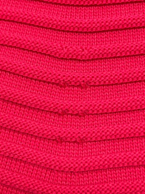 PLEATS PLEASE（プリーツプリーズ）PLEATS PLEASE (プリーツプリーズ) ニットワンピース ショッキングピンク サイズ:不明の古着・服飾アイテム