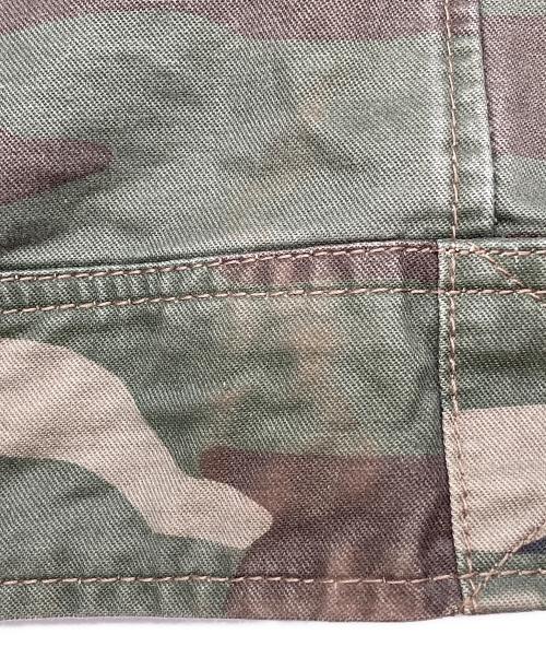 AVIREX（アヴィレックス）AVIREX (アヴィレックス) ミリタリージャケット　カモフラージュ柄 カーキ サイズ:2XLの古着・服飾アイテム