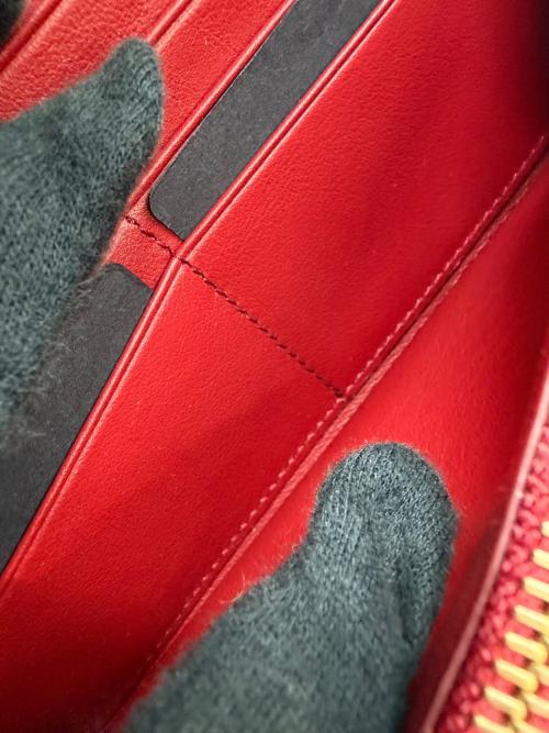 BALLY（バリー）BALLY (バリー) 長財布 レッドの古着・服飾アイテム