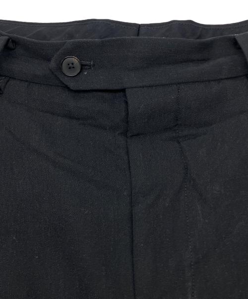 AURALEE（オーラリー）AURALEE (オーラリー) スラックス　LIGHT WOOL MAX GABARDINE TWOーTUCK SLACKS ブラック サイズ:4の古着・服飾アイテム