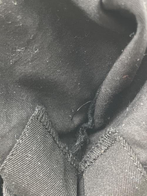 AURALEE（オーラリー）AURALEE (オーラリー) スラックス　LIGHT WOOL MAX GABARDINE TWOーTUCK SLACKS ブラック サイズ:4の古着・服飾アイテム