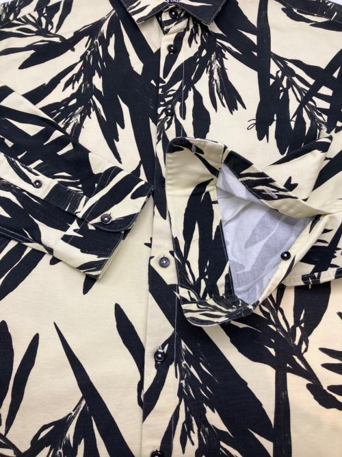jacquemus（ジャックムス）jacquemus (ジャックムス) 長袖シャツ ブラック×イエロー サイズ:48の古着・服飾アイテム