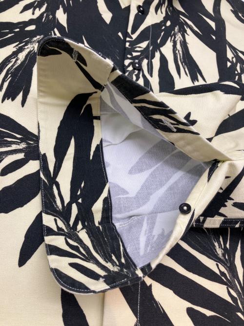 jacquemus（ジャックムス）jacquemus (ジャックムス) 長袖シャツ ブラック×イエロー サイズ:48の古着・服飾アイテム