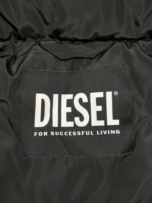 DIESEL（ディーゼル）DIESEL (ディーゼル) ダウンジャケット ブラック×カーキ サイズ:Ｍの古着・服飾アイテム