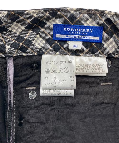 BURBERRY BLUE LABEL（バーバリー ブルー レーベル）BURBERRY BLUE LABEL (バーバリー ブルー レーベル) ローライズフレアパンツ　Y2K ブラック サイズ:38の古着・服飾アイテム