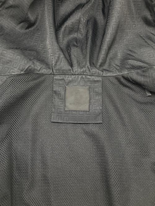 GIVENCHY（ジバンシィ）GIVENCHY (ジバンシィ) ウインドブレーカー ブラック サイズ:48の古着・服飾アイテム