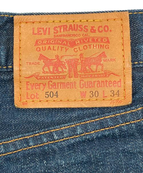 LEVI'S（リーバイス）LEVI'S (リーバイス) 00s 504デニムパンツ 2002年12月製 釦裏V14 インディゴ サイズ:W30×L34の古着・服飾アイテム