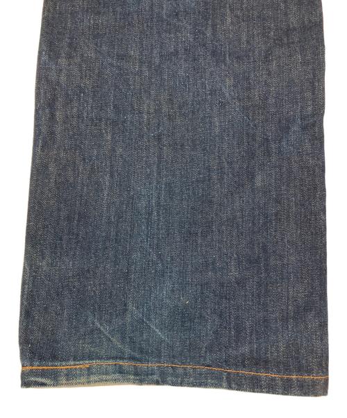LEVI'S（リーバイス）LEVI'S (リーバイス) 00s 504デニムパンツ 2002年12月製 釦裏V14 インディゴ サイズ:W30×L34の古着・服飾アイテム