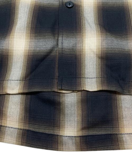 BIG MIKE（ビックマイク）BIG MIKE (ビックマイク) 長袖シャツ ブラック×ベージュ サイズ:Ｍの古着・服飾アイテム