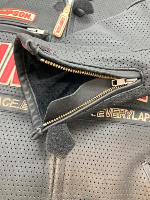 SIMPSON（シンプソン）SIMPSON (シンプソン) 2WAYレザーライダースジャケット ブラック×レッド サイズ:Lの古着・服飾アイテム