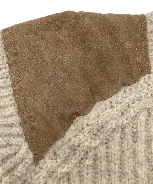 HIGHLAND2000（ハイランド2000）HIGHLAND2000 (ハイランド2000) 厚手ニット　エルボーパッチニット ベージュ サイズ:Lの古着・服飾アイテム