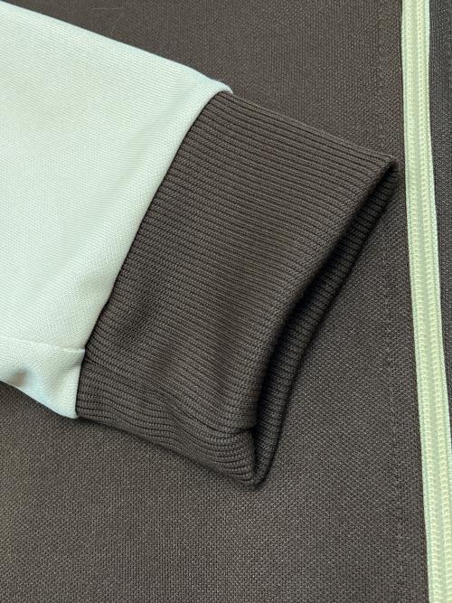 adidas（アディダス）adidas (アディダス) 90sトラックジャケット　古着 ブラウン×ベージュ サイズ:Ｍの古着・服飾アイテム